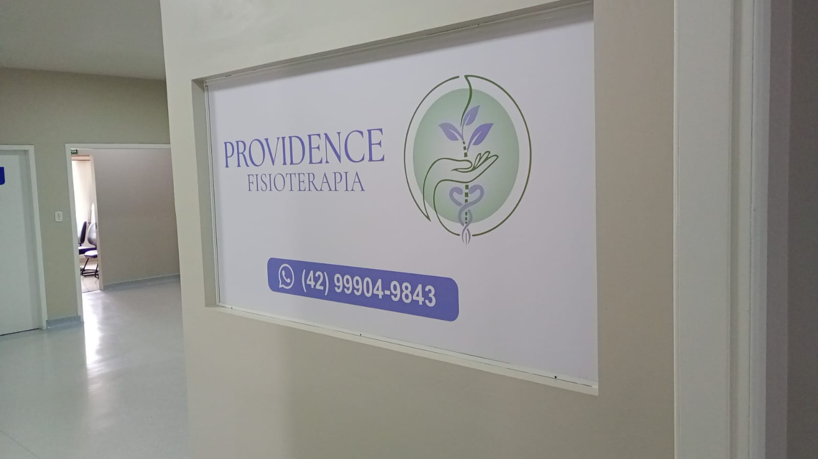 Envelopamento de parede comercial